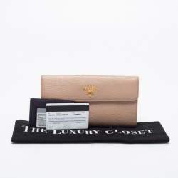 Pre Owned Prada Beige Vitello Move Leather Flap Continental Wallet