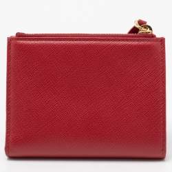 Pre Owned Prada Red Saffiano Leather Wallet