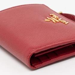 Pre Owned Prada Red Saffiano Leather Wallet