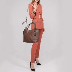 Pre Owned Prada Brown Vitello Daino Leather Sacca 2 Manici Tote