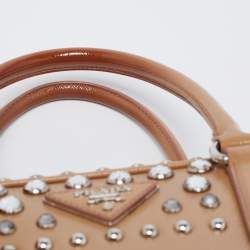 Pre Owned Prada Beige Saffiano Patent Leather Studded Pyramid Frame Satchel