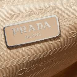 Pre Owned Prada Beige Nylon Re-Edition 2005 Shoulder Bag