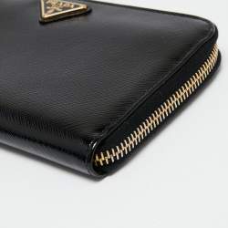 Pre Owned Prada Black Saffiano Vernice Leather Zip Around Wallet