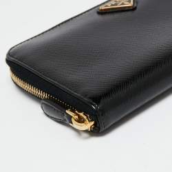 Pre Owned Prada Black Saffiano Vernice Leather Zip Around Wallet