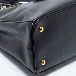 Pre Owned Prada Black Saffiano Leather Zip Tote