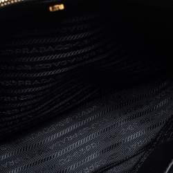 Pre Owned Prada Black Saffiano Leather Zip Tote