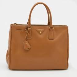 Pre Owned Prada Caramel Brown Saffiano Lux Leather Large Double Zip Tote