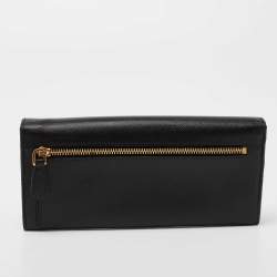 Pre Owned Prada Black Saffiano Triangle Logo Continental Flap Wallet