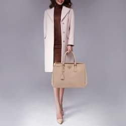 Pre Owned Prada Beige Saffiano Lux Leather Medium Double Zip Tote