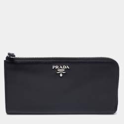 Pre Owned Prada Black Calf Leather Zip Around Wallet