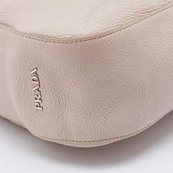 مملوكة مسبقًا Prada Pale Pink Vitello Daino Leather Hobo
