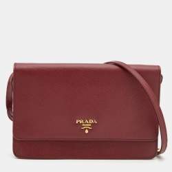 Pre Owned Prada Burgundy Saffiano Leather Wallet On Strap