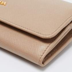 Pre Owned Prada Beige Saffiano Lux Leather Flap Continental Wallet