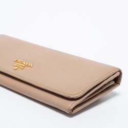 Pre Owned Prada Dusty Pink Saffiano Leather Flap Continental Wallet