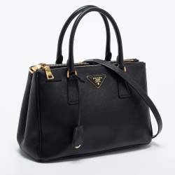 Pre Owned Prada Black Saffiano Leather Double Zip Tote