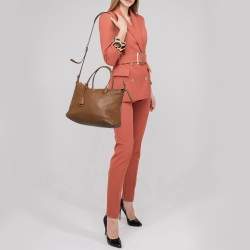 Pre Owned Prada Brown Vitello Daino Leather Top Zip Tote