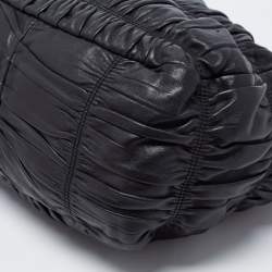 Pre Owned Prada Black Gaufre Leather Chain Tote