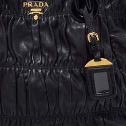 Pre Owned Prada Black Gaufre Leather Chain Tote