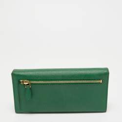 Pre Owned Prada Green Saffiano Lux Leather Logo Flap Continental Wallet