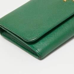 Pre Owned Prada Green Saffiano Lux Leather Logo Flap Continental Wallet