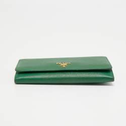 Pre Owned Prada Green Saffiano Lux Leather Logo Flap Continental Wallet