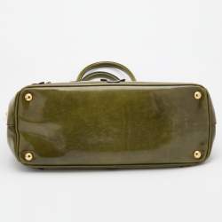 Pre Owned Prada Green Floral Applique Patent Leather Medium Double Zip Tote