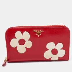 Pre Owned Prada Red Saffiano Patent Leather Zip Around Wallet 