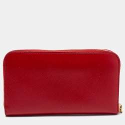Pre Owned Prada Red Saffiano Patent Leather Zip Around Wallet 
