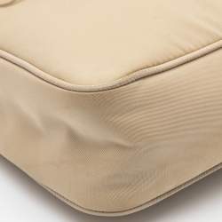Pre Owned Prada Beige Nylon and Leather Re-Edition 2005 Shoulder Bag