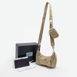 Pre Owned Prada Beige Nylon and Leather Re-Edition 2005 Shoulder Bag