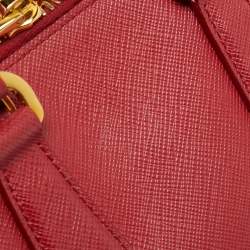 Pre Owned Prada Red Saffiano Lux Leather Mini Promenade Crossbody Bag
