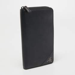 مملوكة مسبقًا Prada Black Saffiano Leather Zip Around Wallet