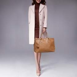 Pre Owned Prada Brown Saffiano Lux Leather Medium Galleria Double Zip Tote