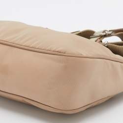 Pre Owned Prada Beige Nylon and Leather Re-Edition 2005 Shoulder Bag