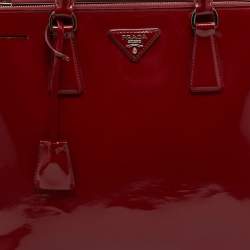 Pre Owned Prada Red Patent Leather Large Galleria Double Zip Tote
