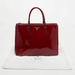 Pre Owned Prada Red Patent Leather Large Galleria Double Zip Tote