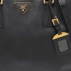 Pre Owned Prada Black Saffiano Lux Leather Medium Galleria Zip Tote