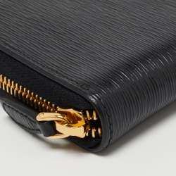 Pre Owned Prada Black Move Leather Zip Around Continental Wallet