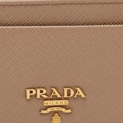 مملوكة مسبقًا Prada Beige Saffiano Metal Leather Card Holder