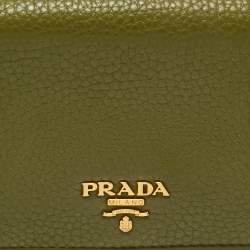 Pre Owned Prada Green Daino Leather Bifold Card Case