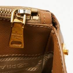 Pre Owned Prada Brown Saffiano Leather Large Double Zip Tote