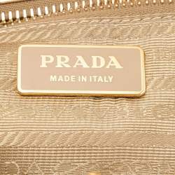 Pre Owned Prada Metallic Gold Leather Gaufre Frame Bag