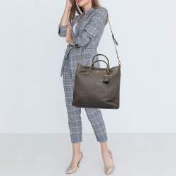 Pre Owned Prada Grey Vitello Daino Leather Shopper Tote
