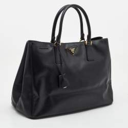 Pre Owned Prada Black Saffiano Lux Leather Gardener's Tote