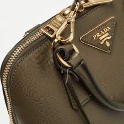 Pre Owned حقيبة برادا برومينيد جلد سافيانو لوكس أزرق صفراء صغيرة