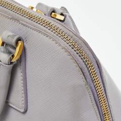 مملوكة مسبقًا حقيبة برادا برومينيد جلد سافيانو لوكس أزرق صفراء صغيرة