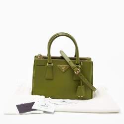 Pre Owned Prada Green Saffiano Lux Leather Small Double Zip Tote