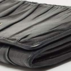 Pre Owned Prada Black Gaufre Leather Continental Wallet