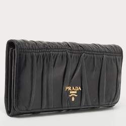 Pre Owned Prada Black Gaufre Leather Continental Wallet