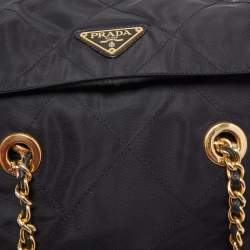 مملوكة مسبقًا Prada Black Quilted Nylon and Leather Logo Flap Chain Bag